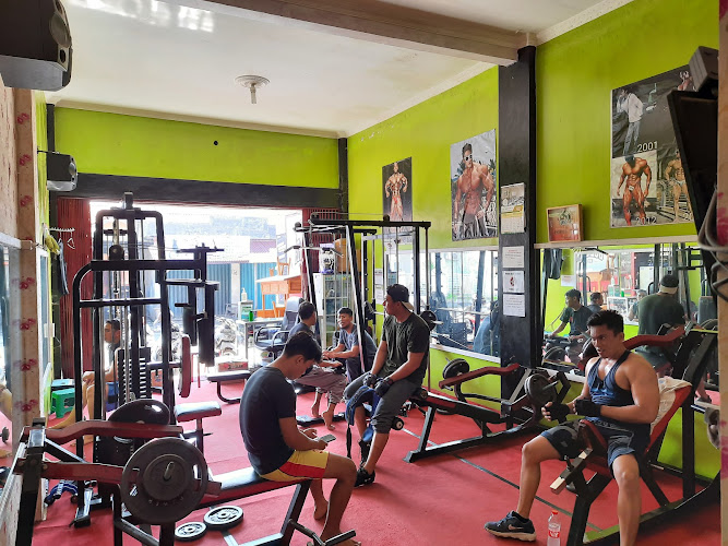 Power Gym Cilacap: Energi Baru untuk Kesehatan & Kecantikan Warga